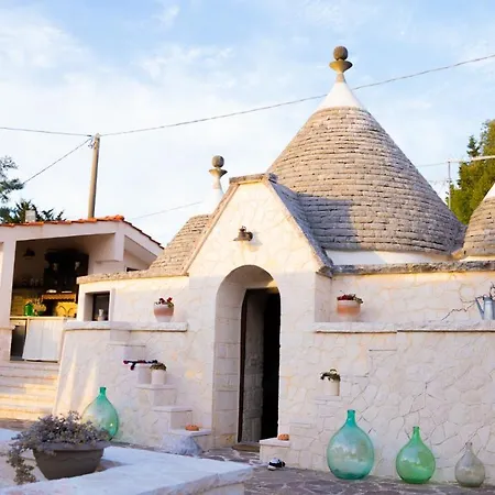 Trulli Magnolia Willa Putignano