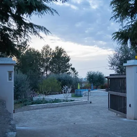 Trulli Magnolia Villa *