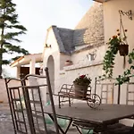Trulli Magnolia