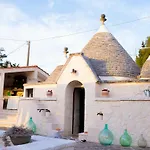 Trulli Magnolia Villa Putignano
