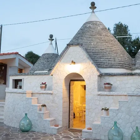Trulli Magnolia 别墅 普蒂尼亚诺