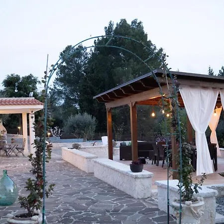 Trulli Magnolia