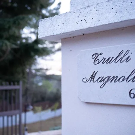 Trulli Magnolia *