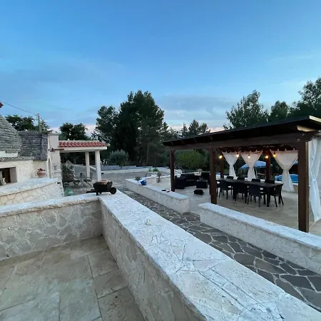 Trulli Magnolia Villa