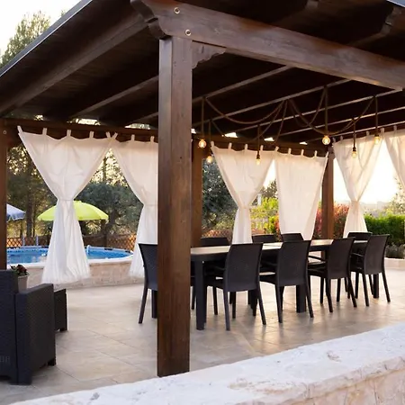 Trulli Magnolia Villa Putignano