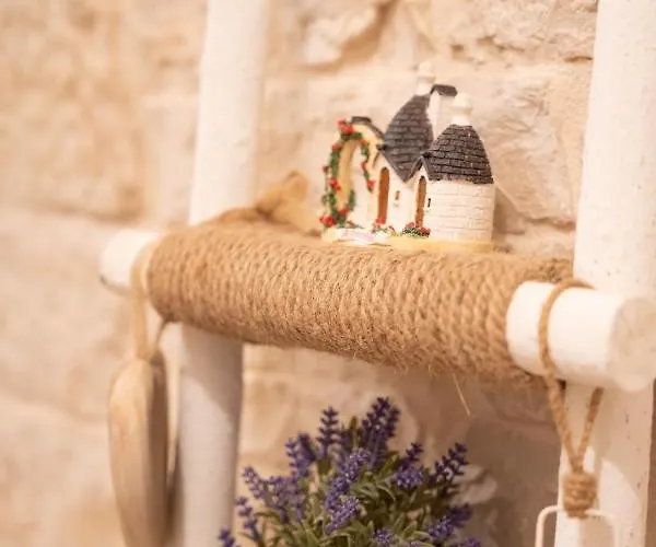 Trulli Magnolia * פוטיניאנו