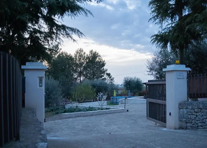 Trulli Magnolia Villa *